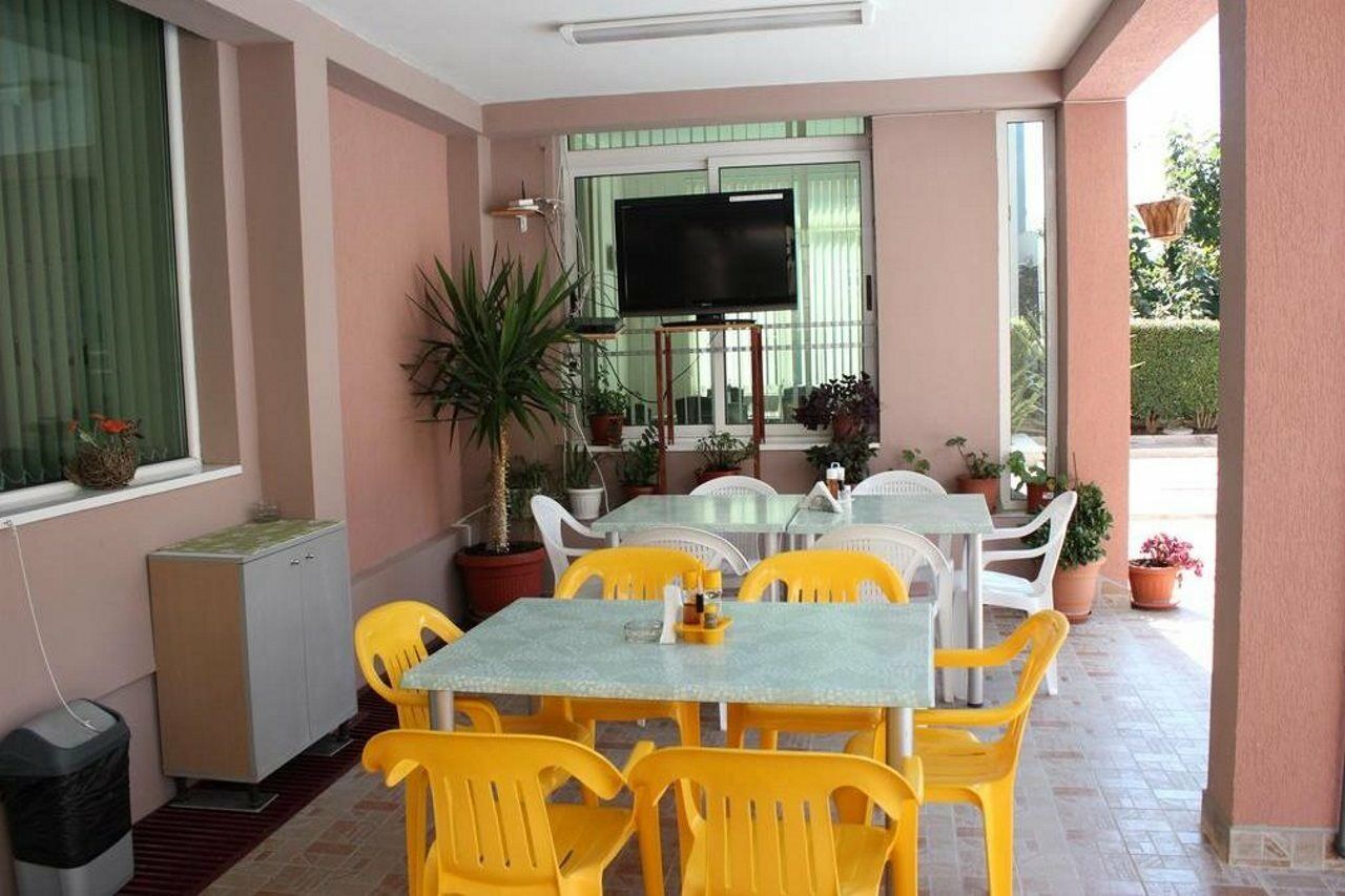 סבטי ולאס Family Hotel Venera מראה חיצוני תמונה